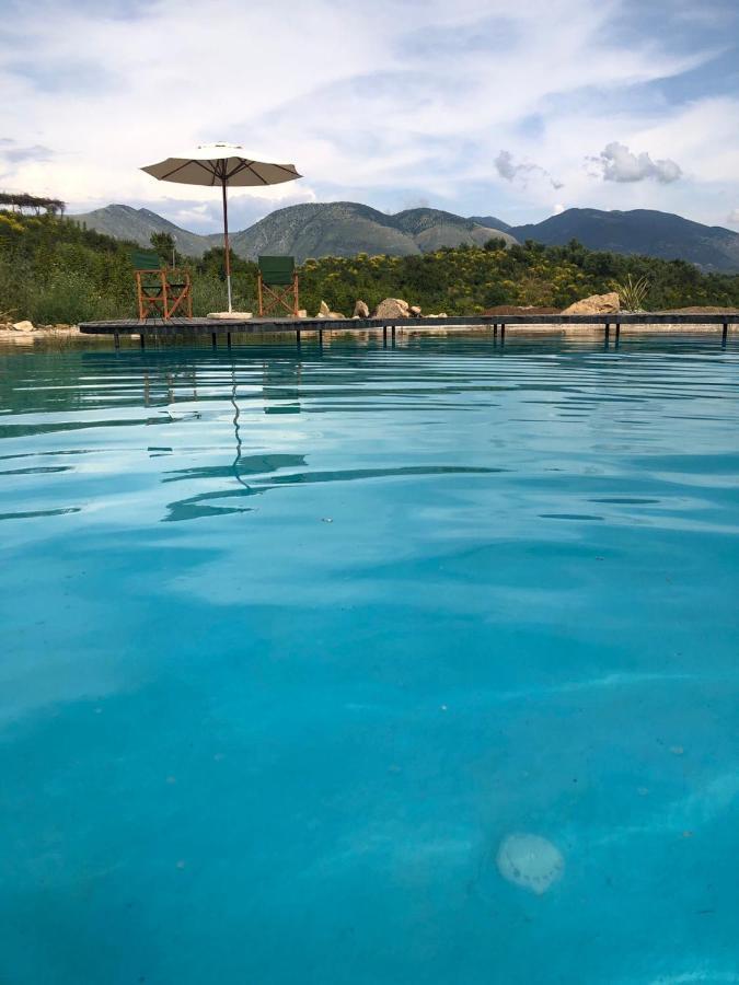 Bote Farms Sarandë