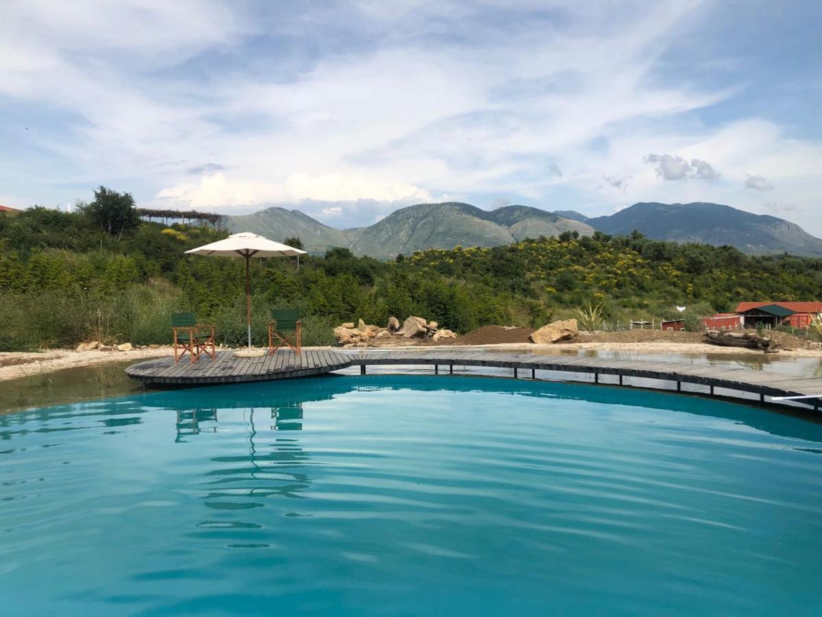 Villa Bote Farms *